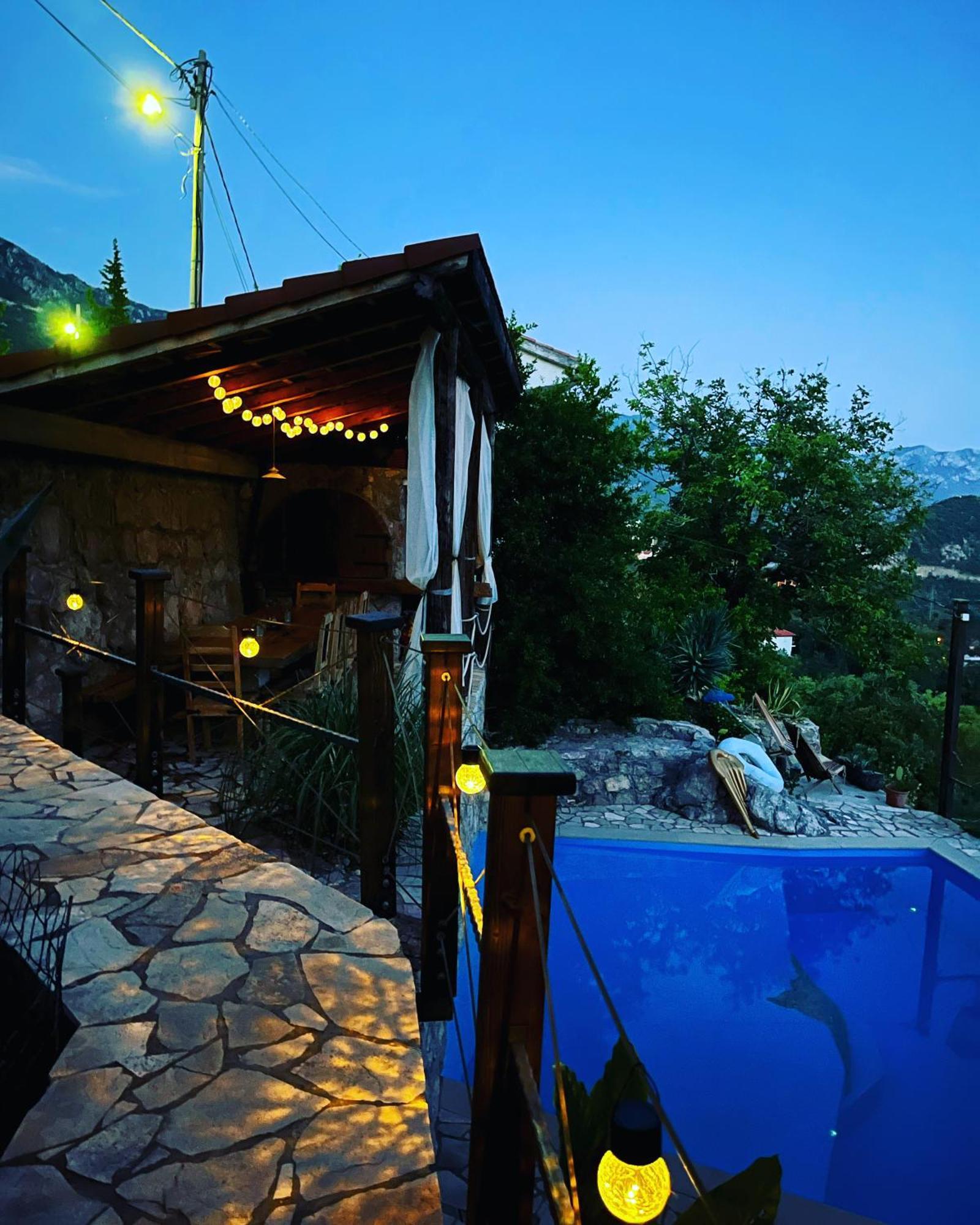 Apartments Bonaca บุดวา ภายนอก รูปภาพ