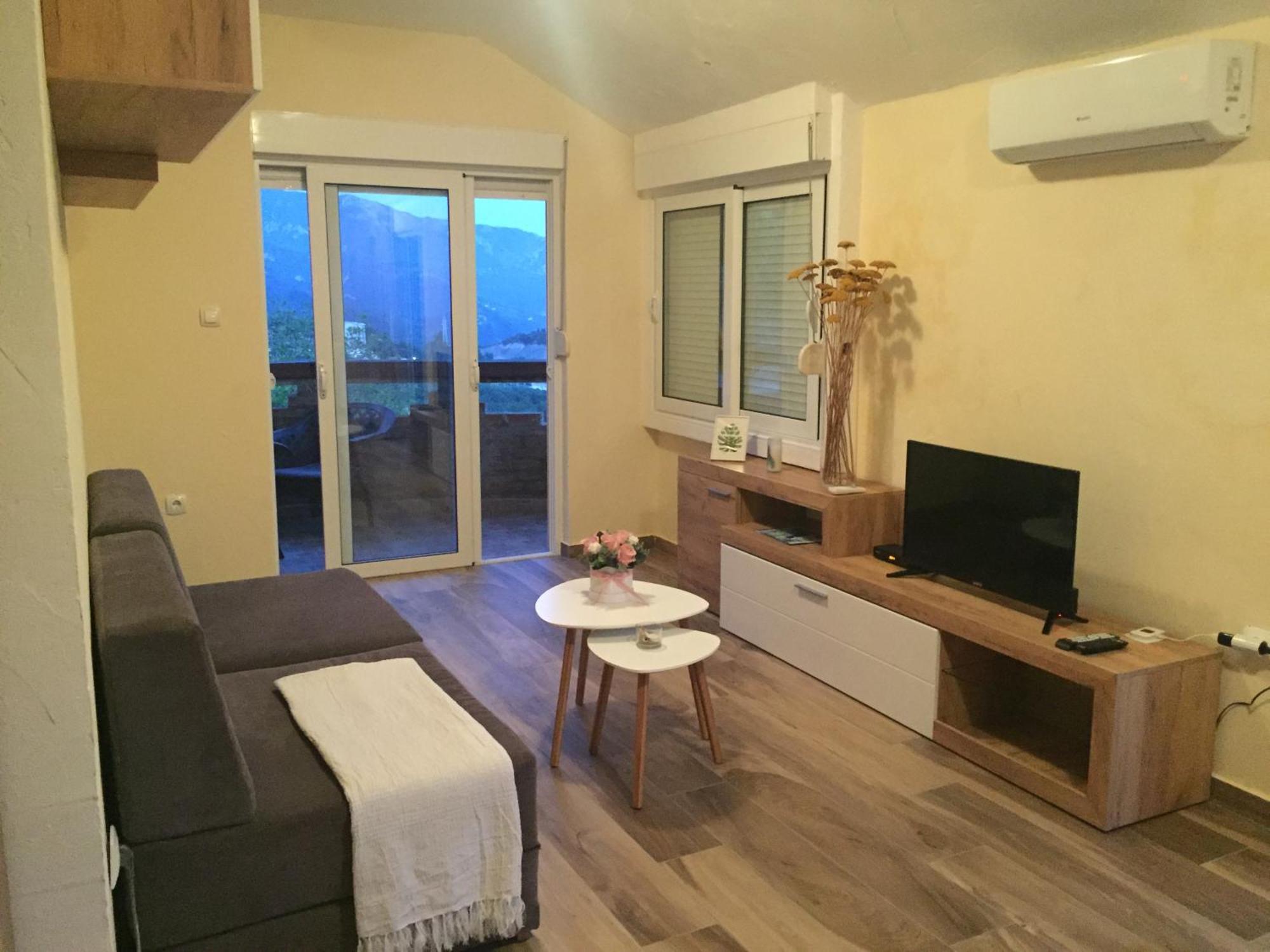 Apartments Bonaca บุดวา ภายนอก รูปภาพ