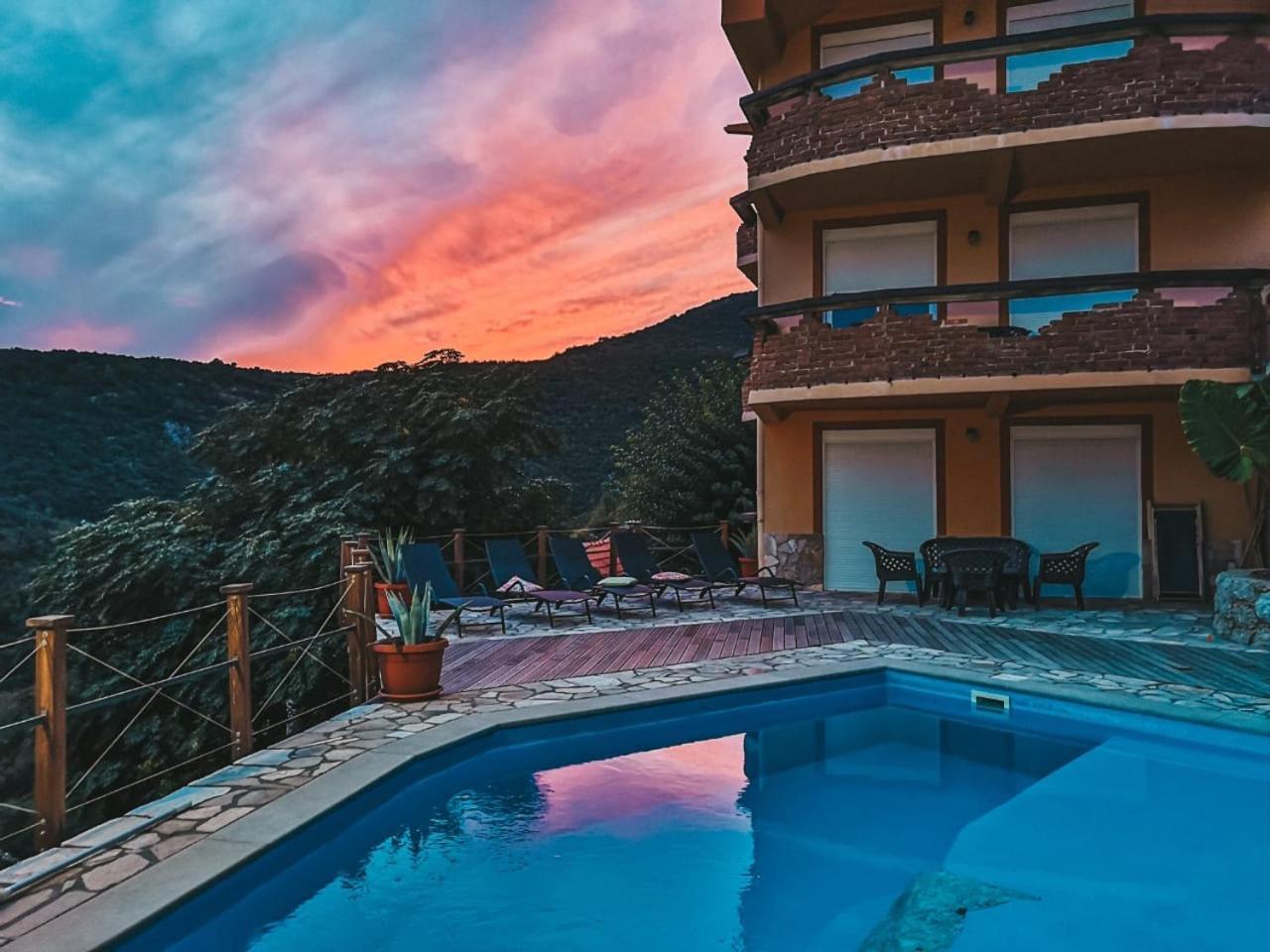 Apartments Bonaca บุดวา ภายนอก รูปภาพ